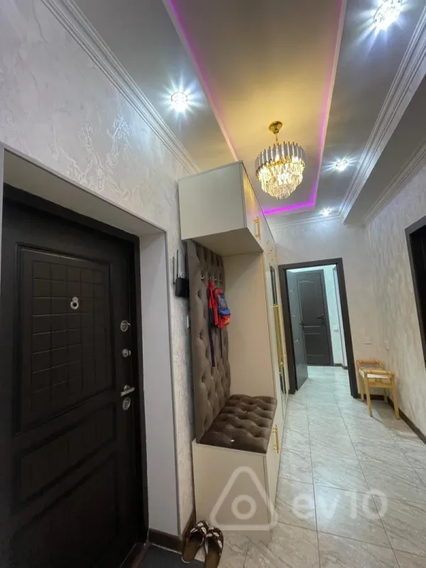 Kirayə verilir 3 otaqlı yeni tikili 75 m²