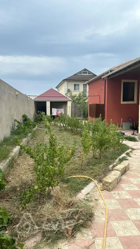 Kirayə verilir 4 otaqlı həyət evi 160 m²