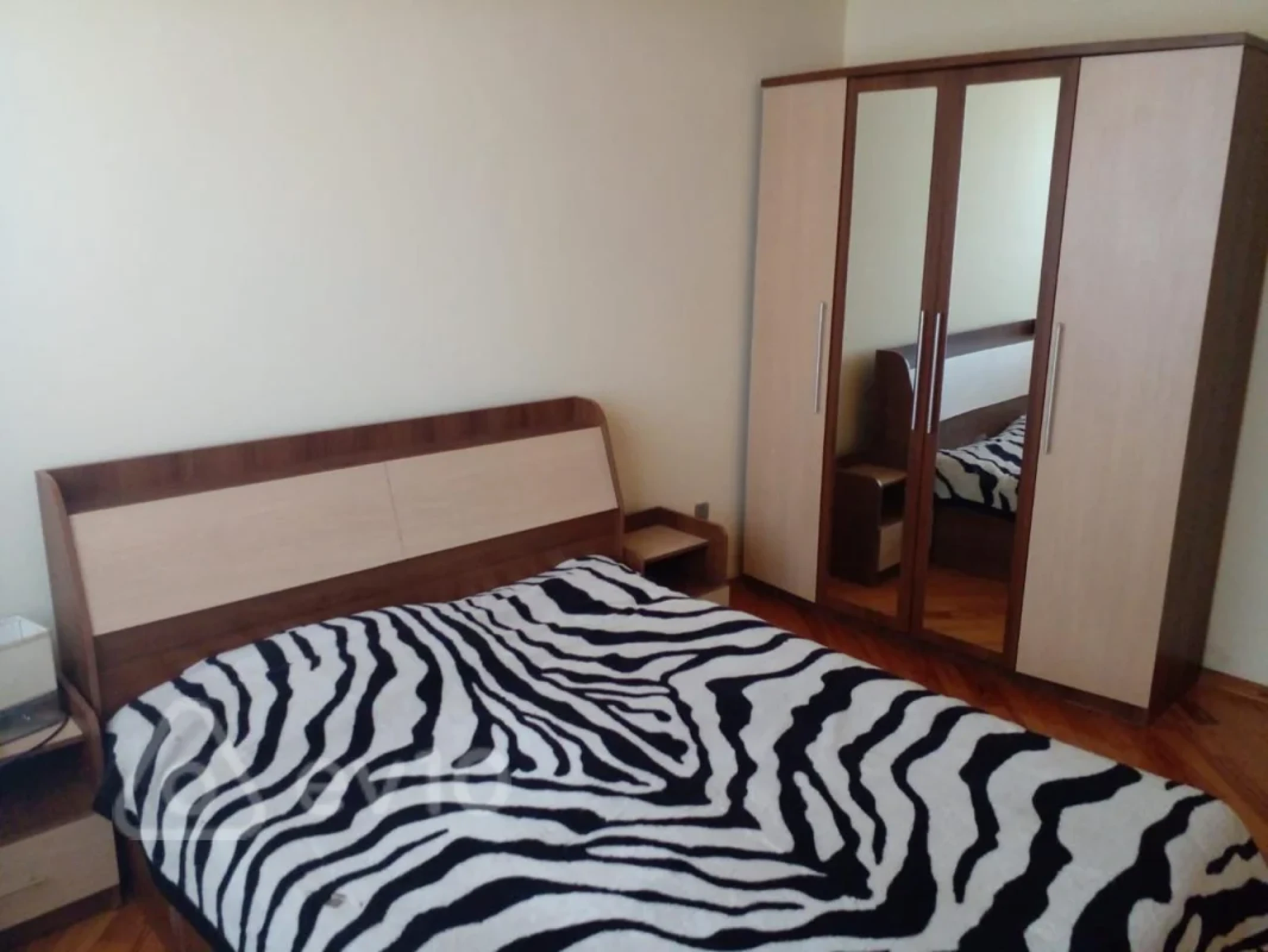 Kirayə verilir 4 otaqlı həyət evi 160 m²