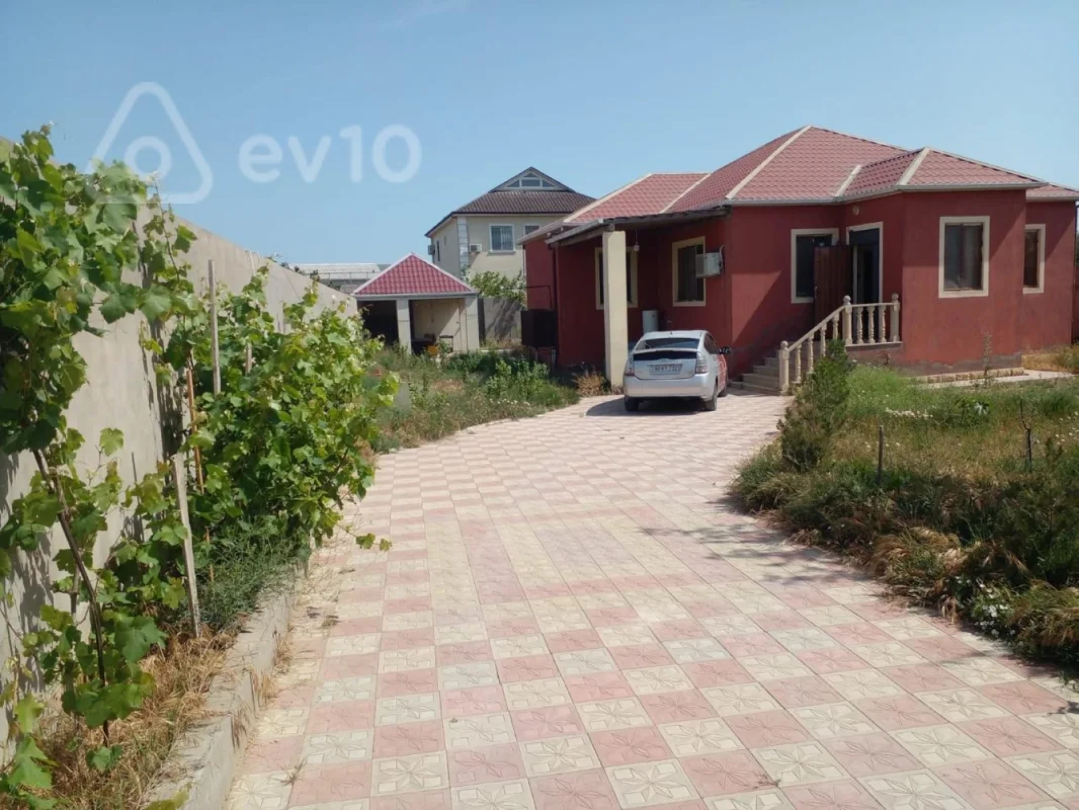Kirayə verilir 4 otaqlı həyət evi 160 m²