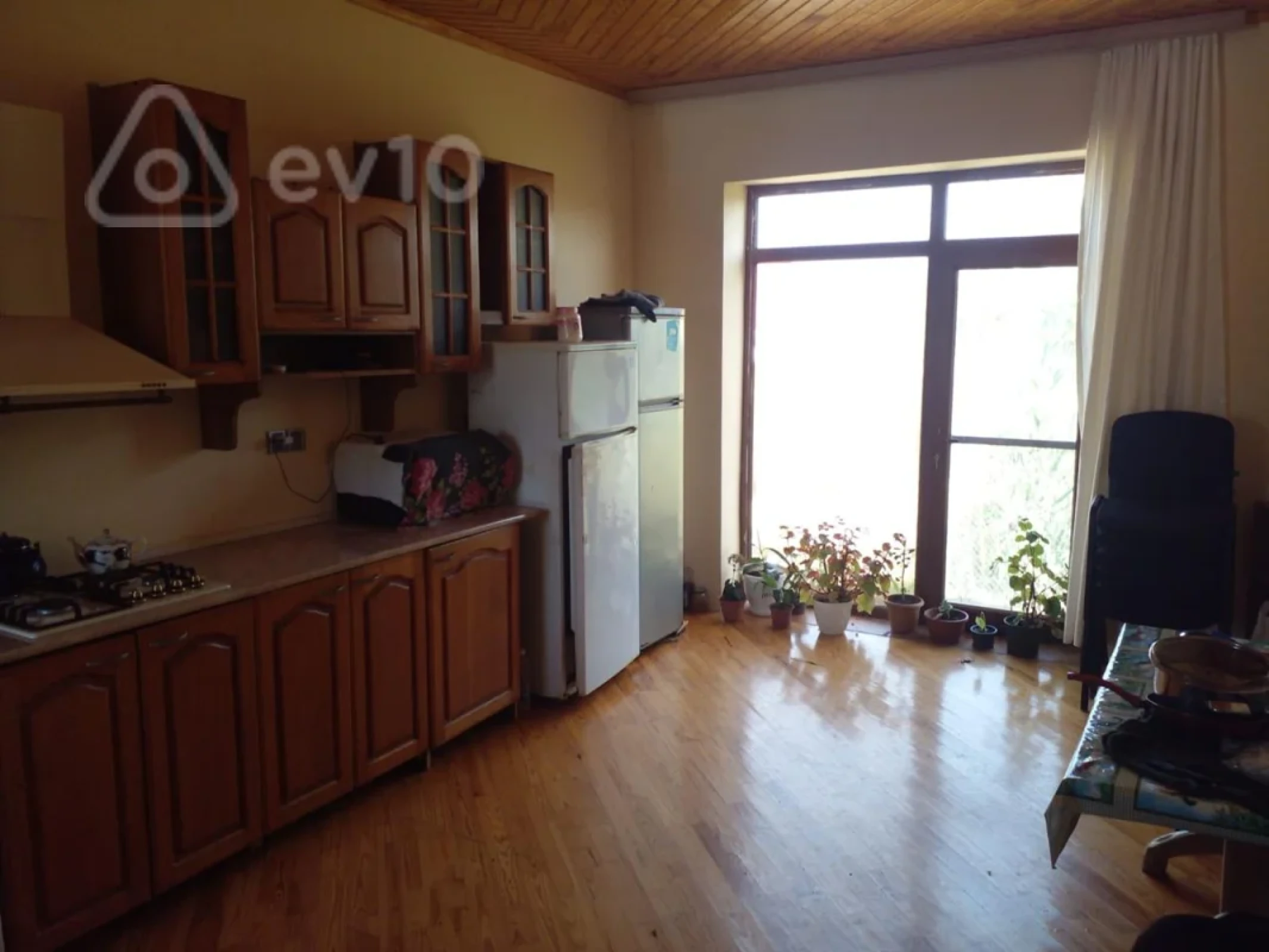 Kirayə verilir 4 otaqlı həyət evi 160 m²