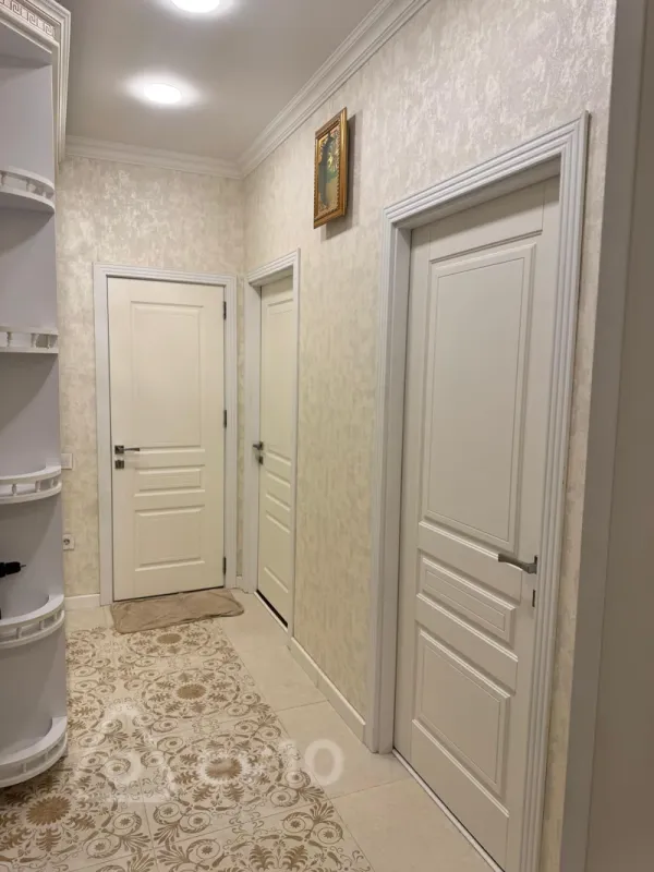 Kirayə verilir 2 otaqlı yeni tikili 80 m²