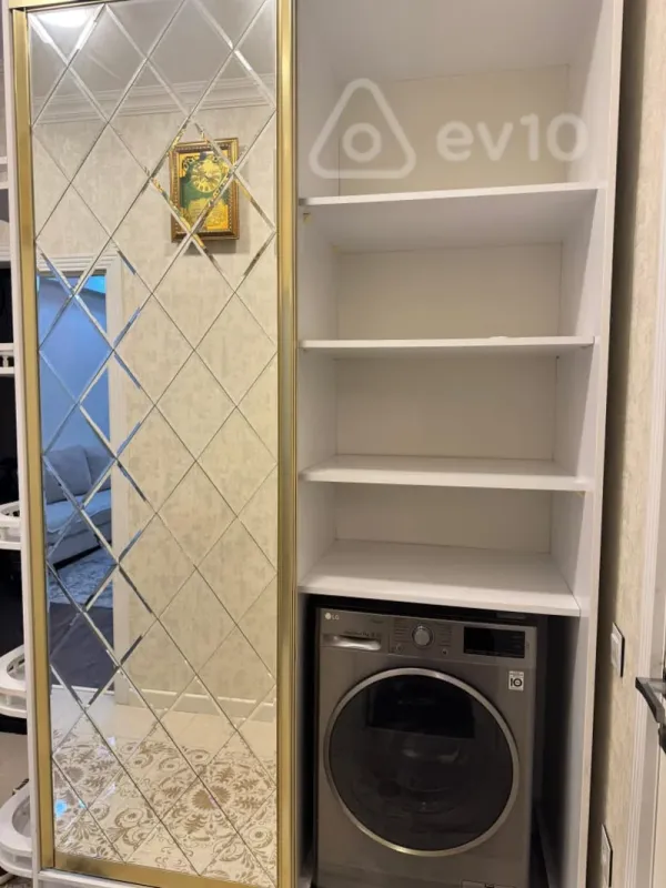 Kirayə verilir 2 otaqlı yeni tikili 80 m²