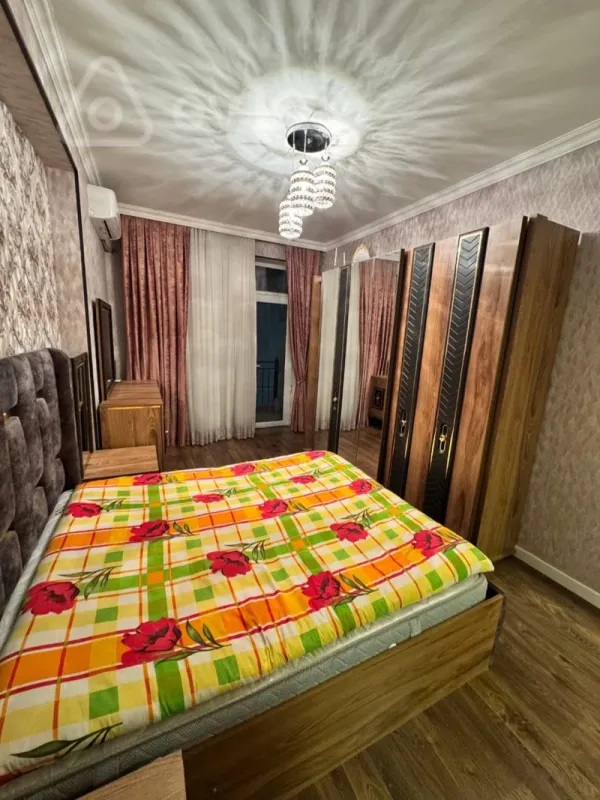 Kirayə verilir 2 otaqlı yeni tikili 80 m²