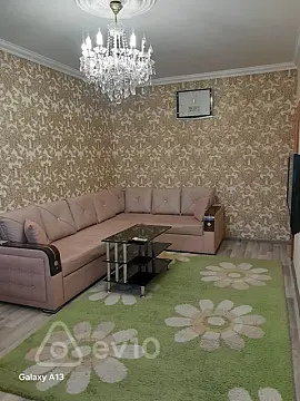 Kirayə verilir 2 otaqlı köhnə tikili 60 m²