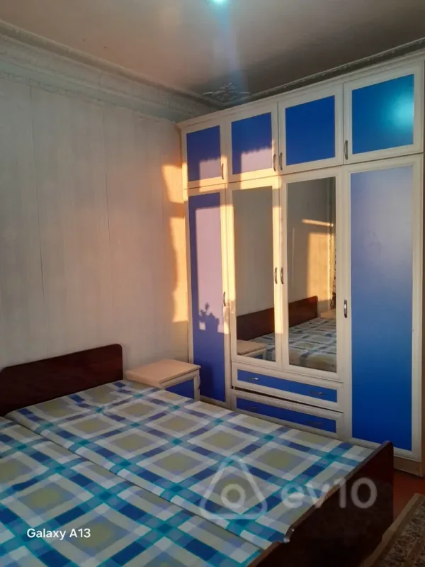 Kirayə verilir 2 otaqlı köhnə tikili 60 m²