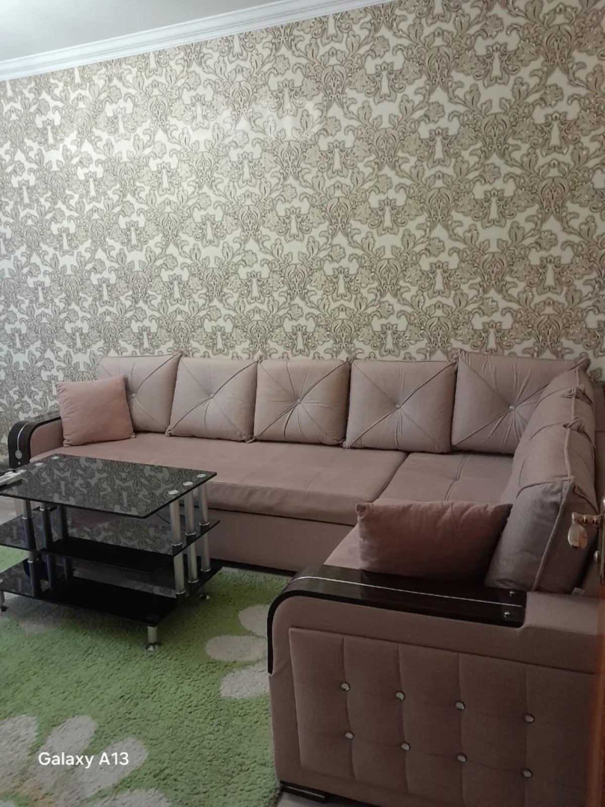 Kirayə verilir 2 otaqlı köhnə tikili 60 m²