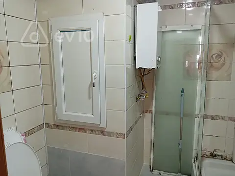 Satılır 3 otaqlı köhnə tikili 70 m²