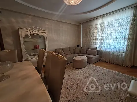Kirayə verilir 3 otaqlı yeni tikili 130 m²