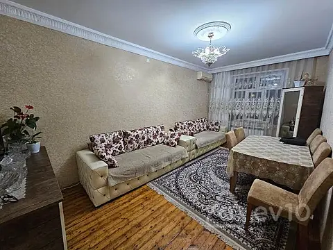 Satılır 3 otaqlı köhnə tikili 55 m²