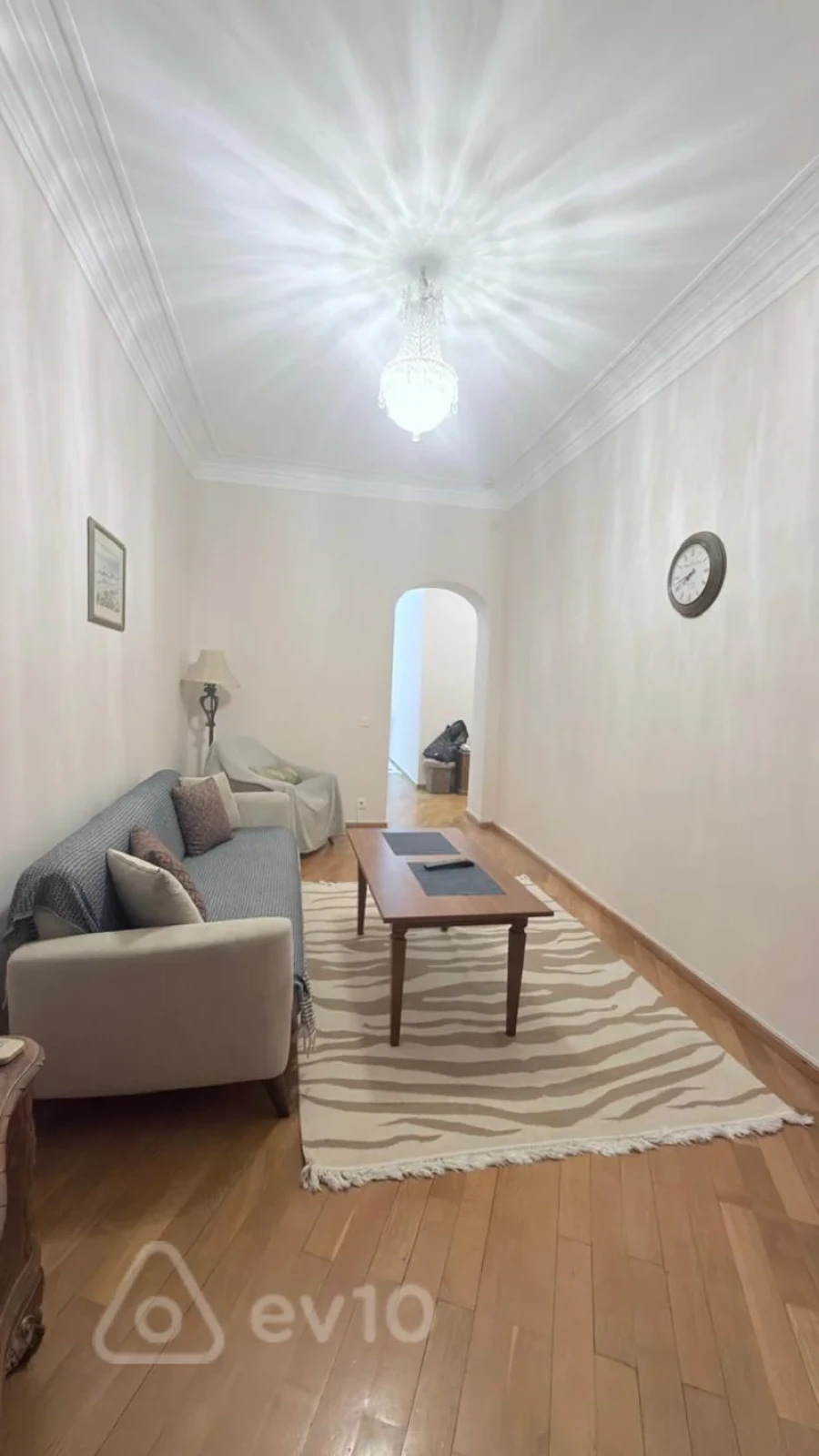 Kirayə verilir 2 otaqlı köhnə tikili 65 m²