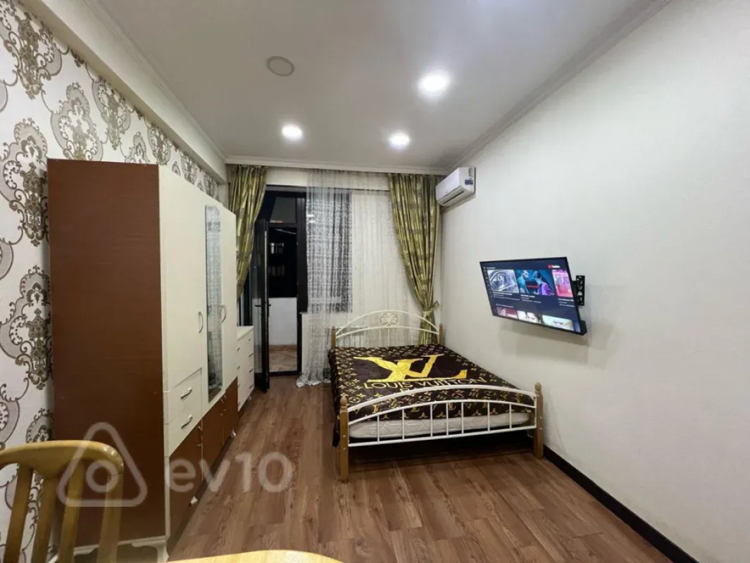 Kirayə verilir 1 otaqlı yeni tikili 40 m²