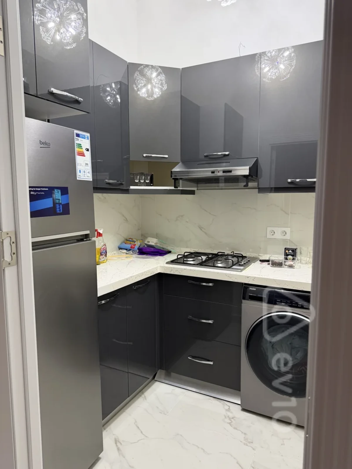 Kirayə verilir 2 otaqlı yeni tikili 70 m²