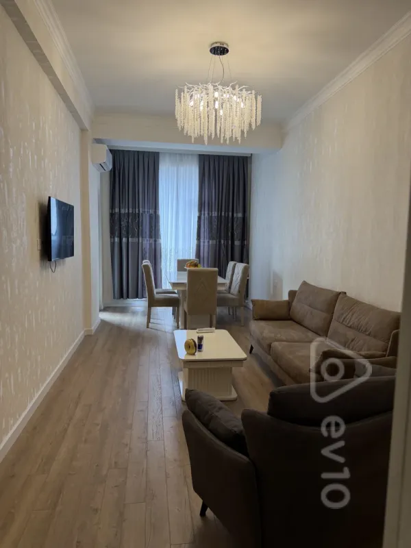 Kirayə verilir 2 otaqlı yeni tikili 70 m²