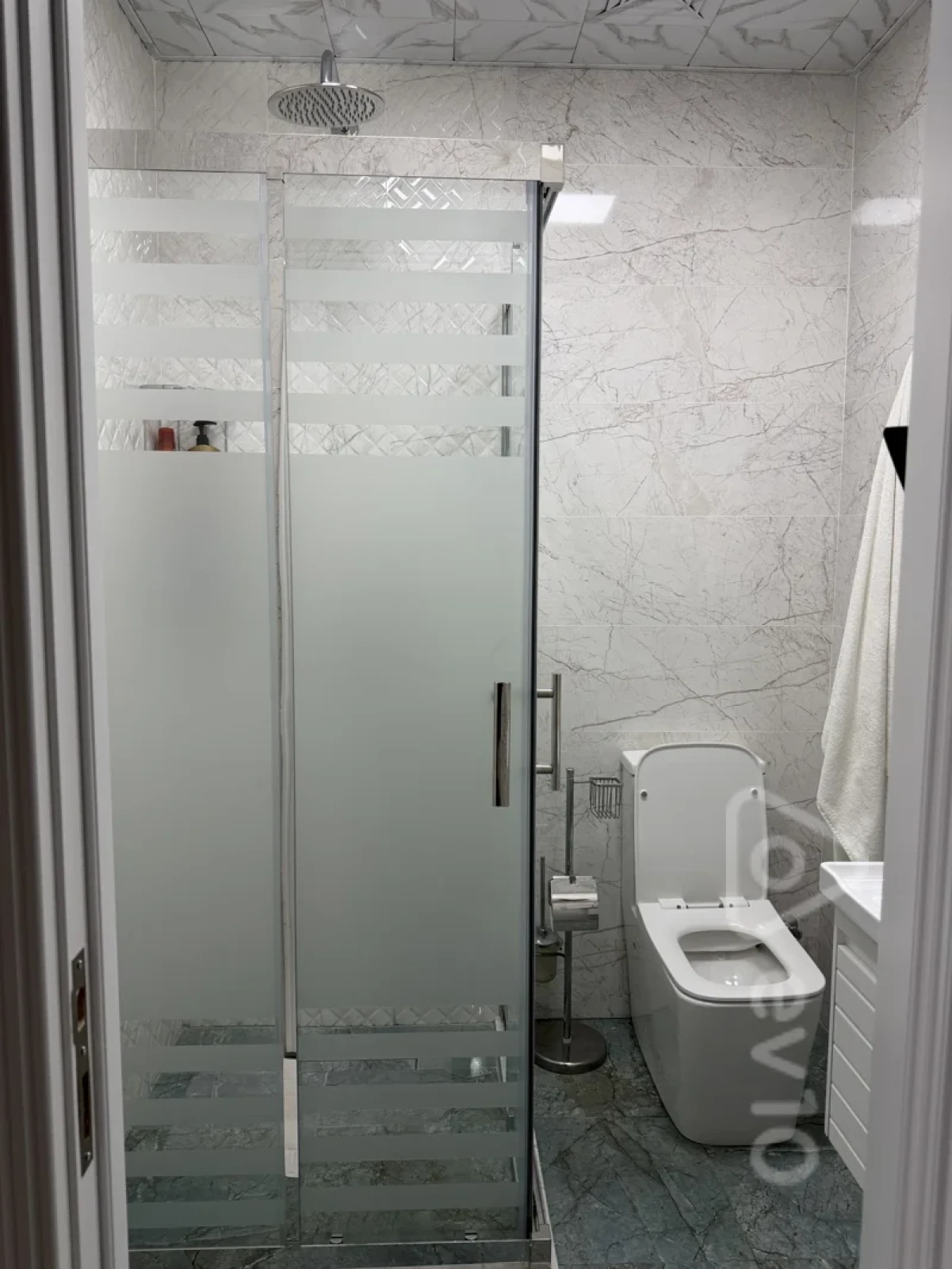 Kirayə verilir 2 otaqlı yeni tikili 70 m²