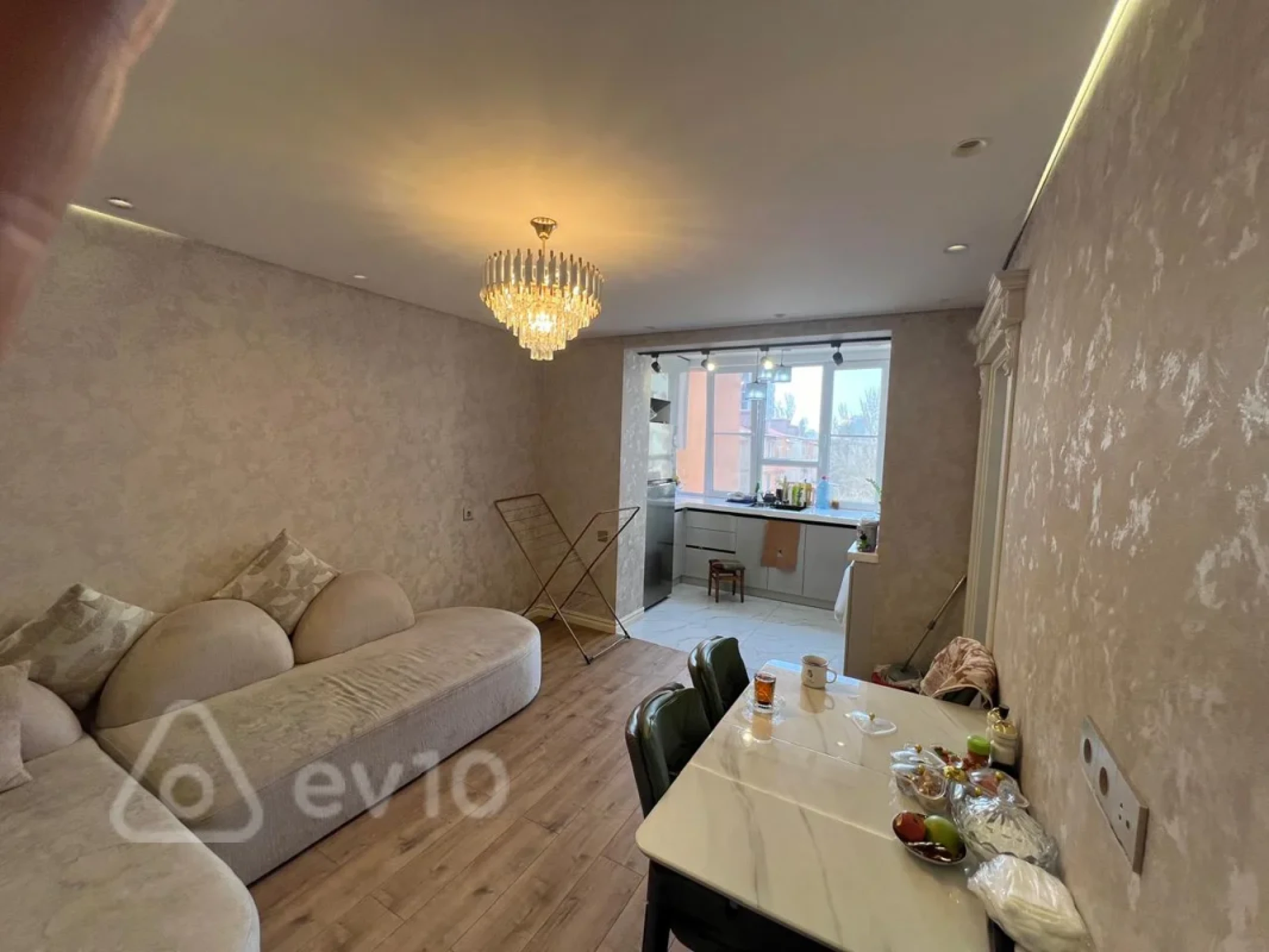 Satılır 3 otaqlı köhnə tikili 65 m²