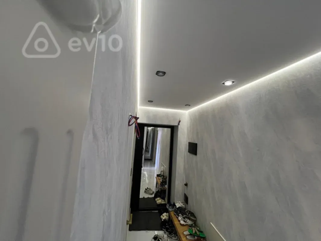 Satılır 3 otaqlı köhnə tikili 65 m²