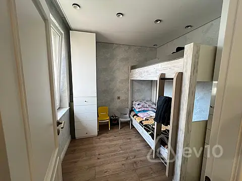 Satılır 3 otaqlı köhnə tikili 65 m²