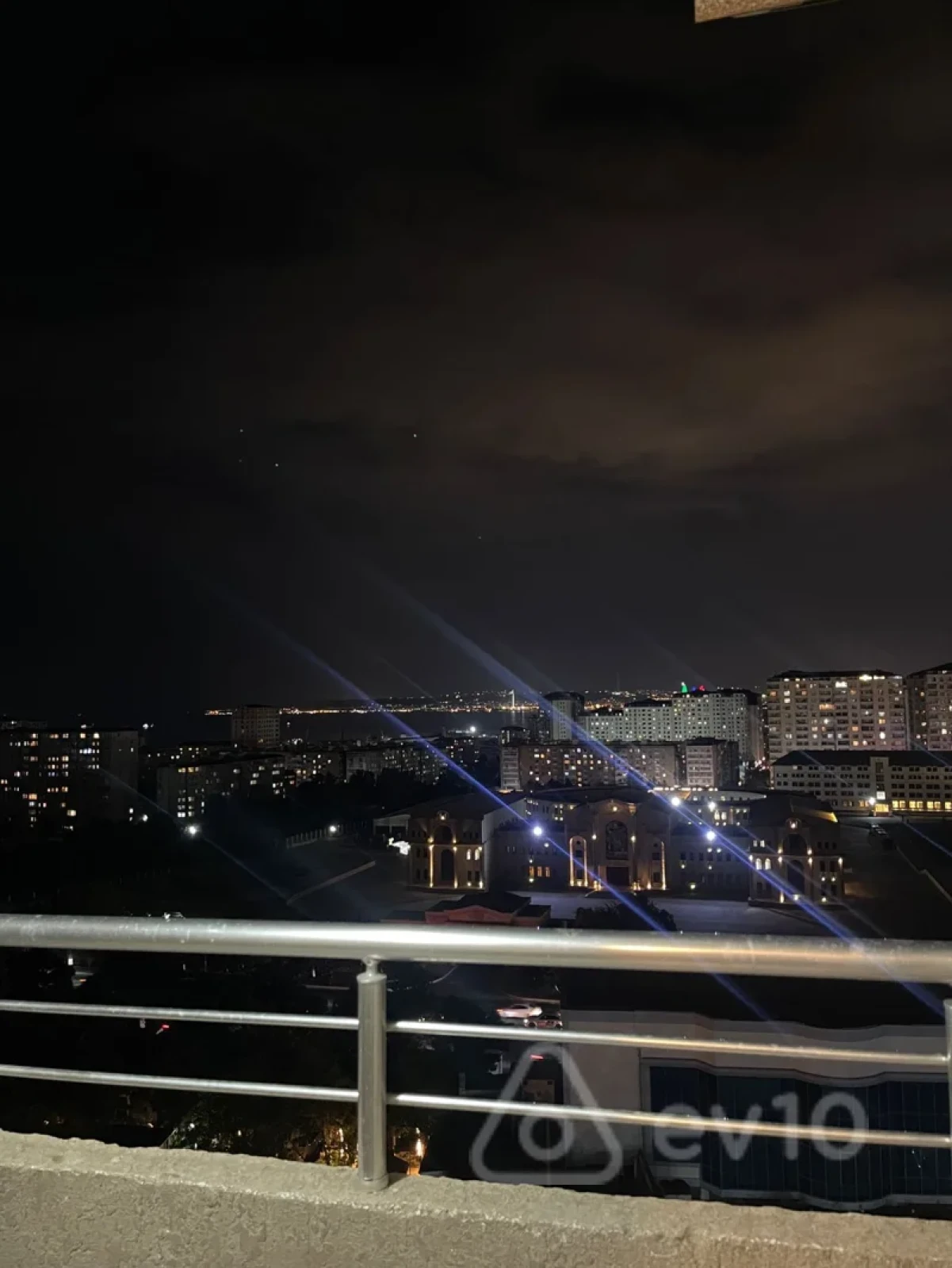 Kirayə verilir 3 otaqlı yeni tikili 87 m²