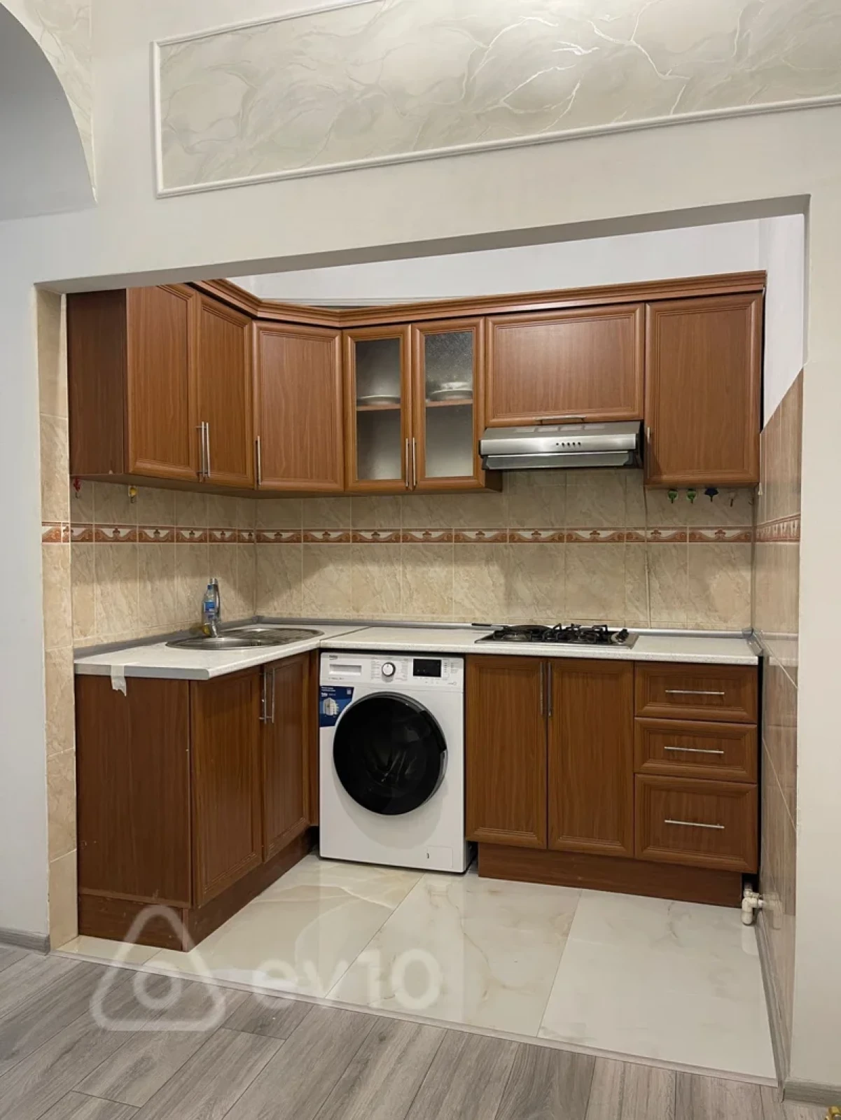 Kirayə verilir 3 otaqlı yeni tikili 87 m²