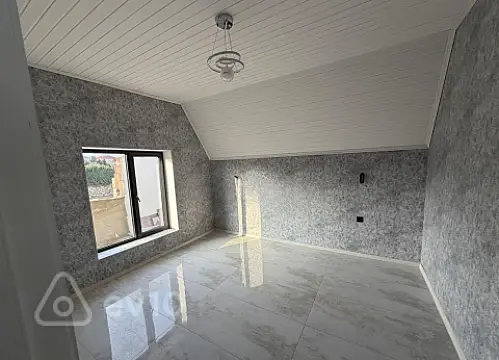 Satılır 5 otaqlı həyət evi 132 m²