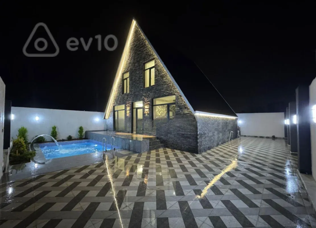 Satılır 5 otaqlı həyət evi 132 m²