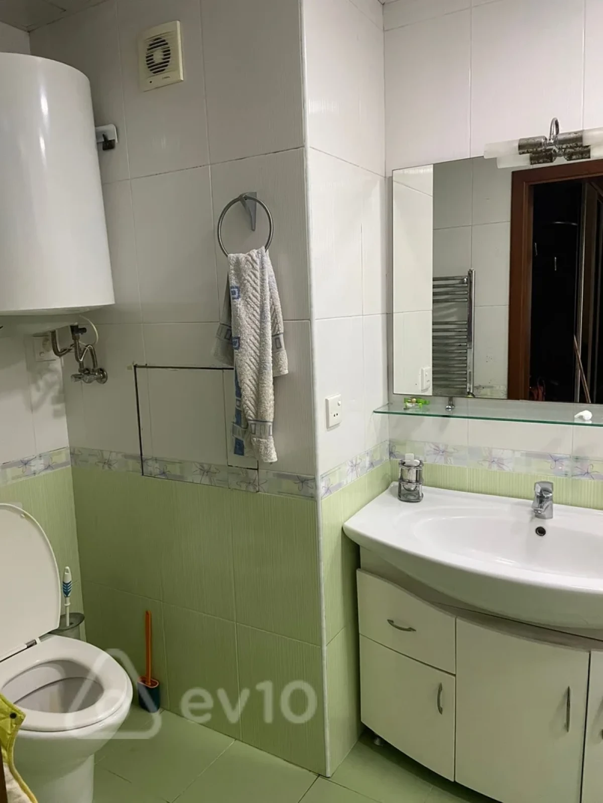 Kirayə verilir 3 otaqlı yeni tikili 128 m²