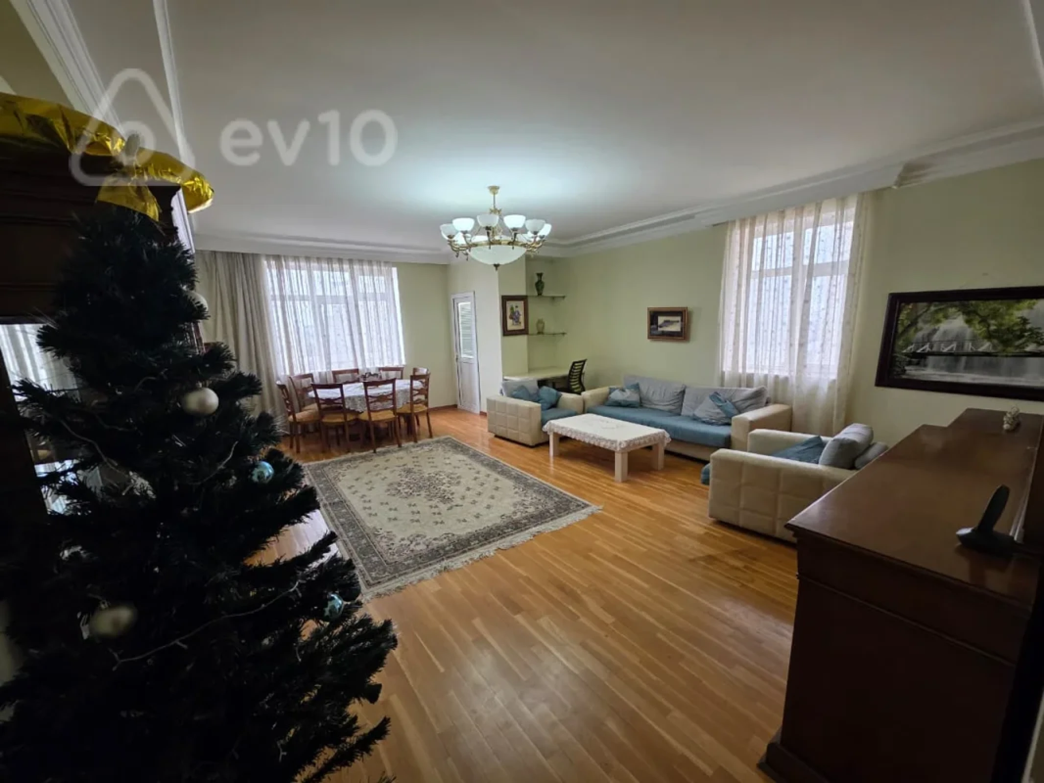 Kirayə verilir 3 otaqlı yeni tikili 128 m²