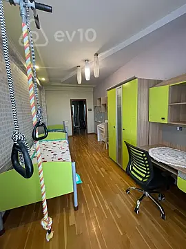 Kirayə verilir 3 otaqlı yeni tikili 128 m²