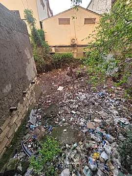 Satılır 2 otaqlı köhnə tikili 55 m²