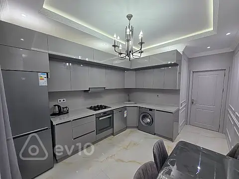 Kirayə verilir 2 otaqlı yeni tikili 98 m²
