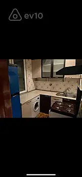 Kirayə verilir 3 otaqlı köhnə tikili 100 m²