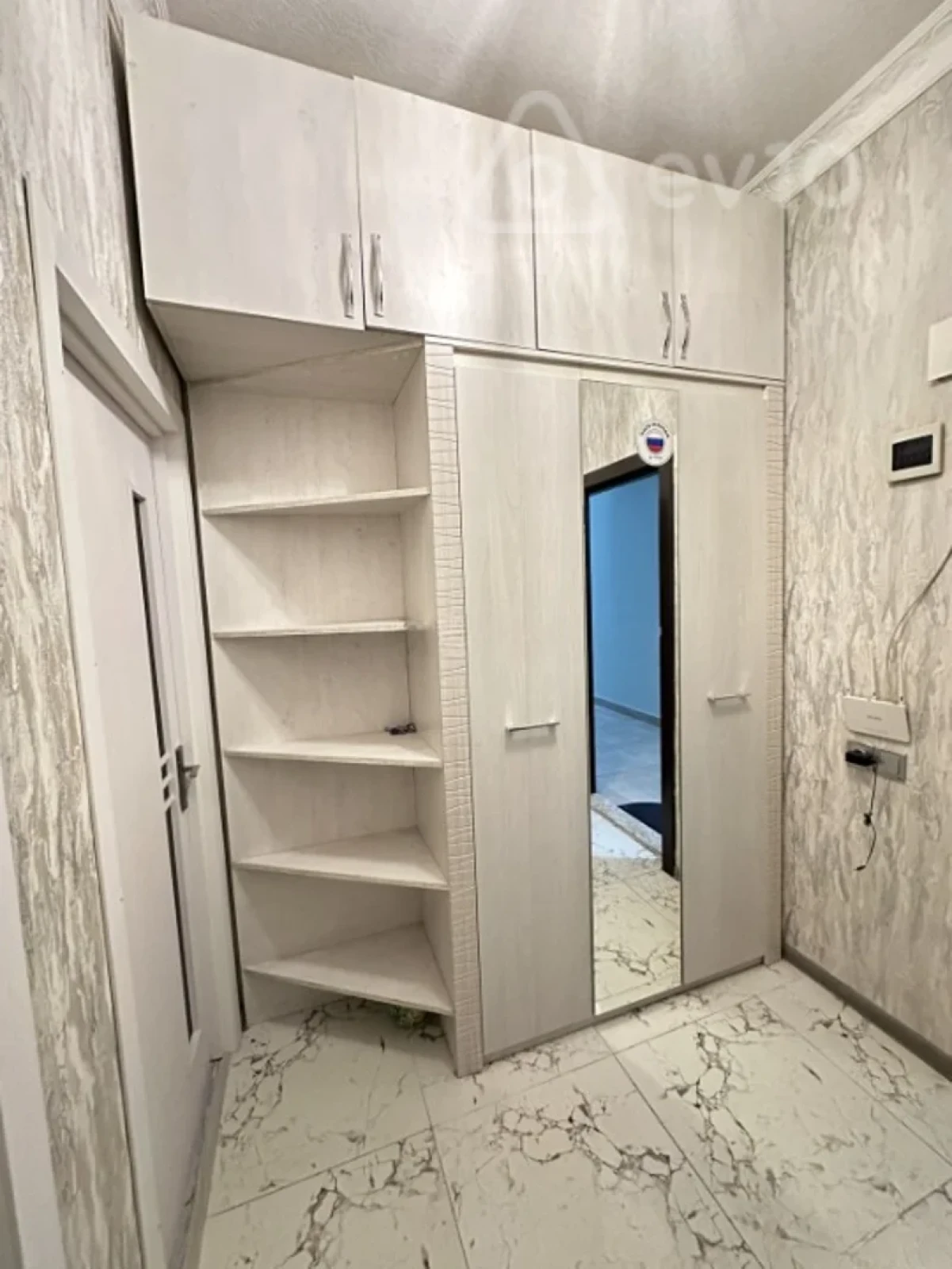 Satılır 2 otaqlı yeni tikili 50 m²