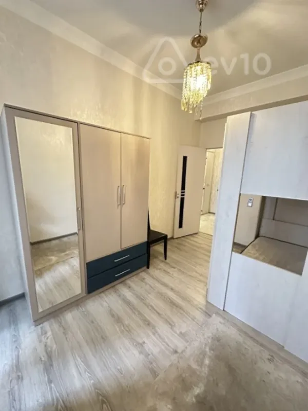 Satılır 2 otaqlı yeni tikili 50 m²