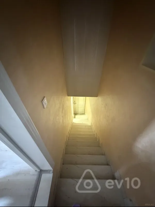 Kirayə verilir 4 otaqlı həyət evi 120 m²