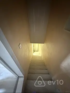 Kirayə verilir 4 otaqlı həyət evi 120 m²