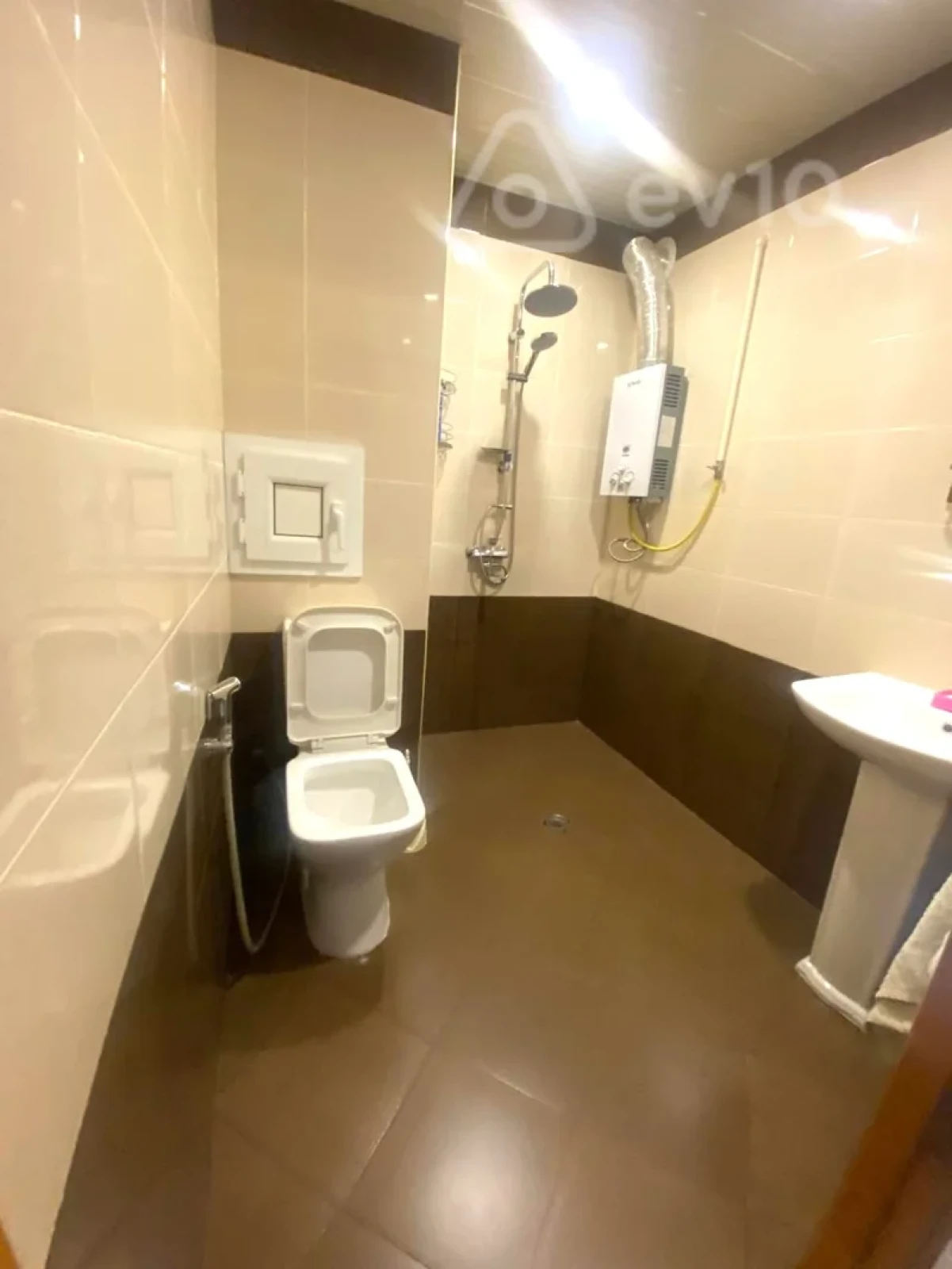 Kirayə verilir 1 otaqlı köhnə tikili 45 m²