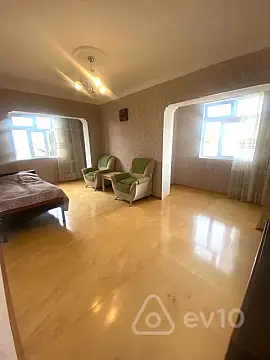 Kirayə verilir 1 otaqlı köhnə tikili 45 m²