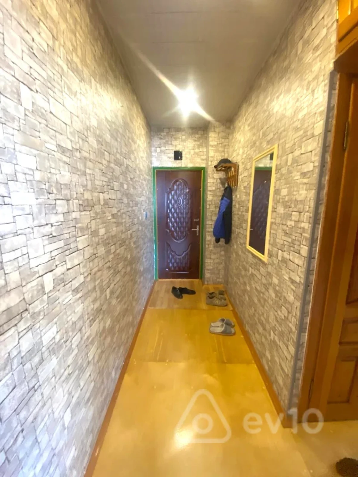 Kirayə verilir 1 otaqlı köhnə tikili 45 m²