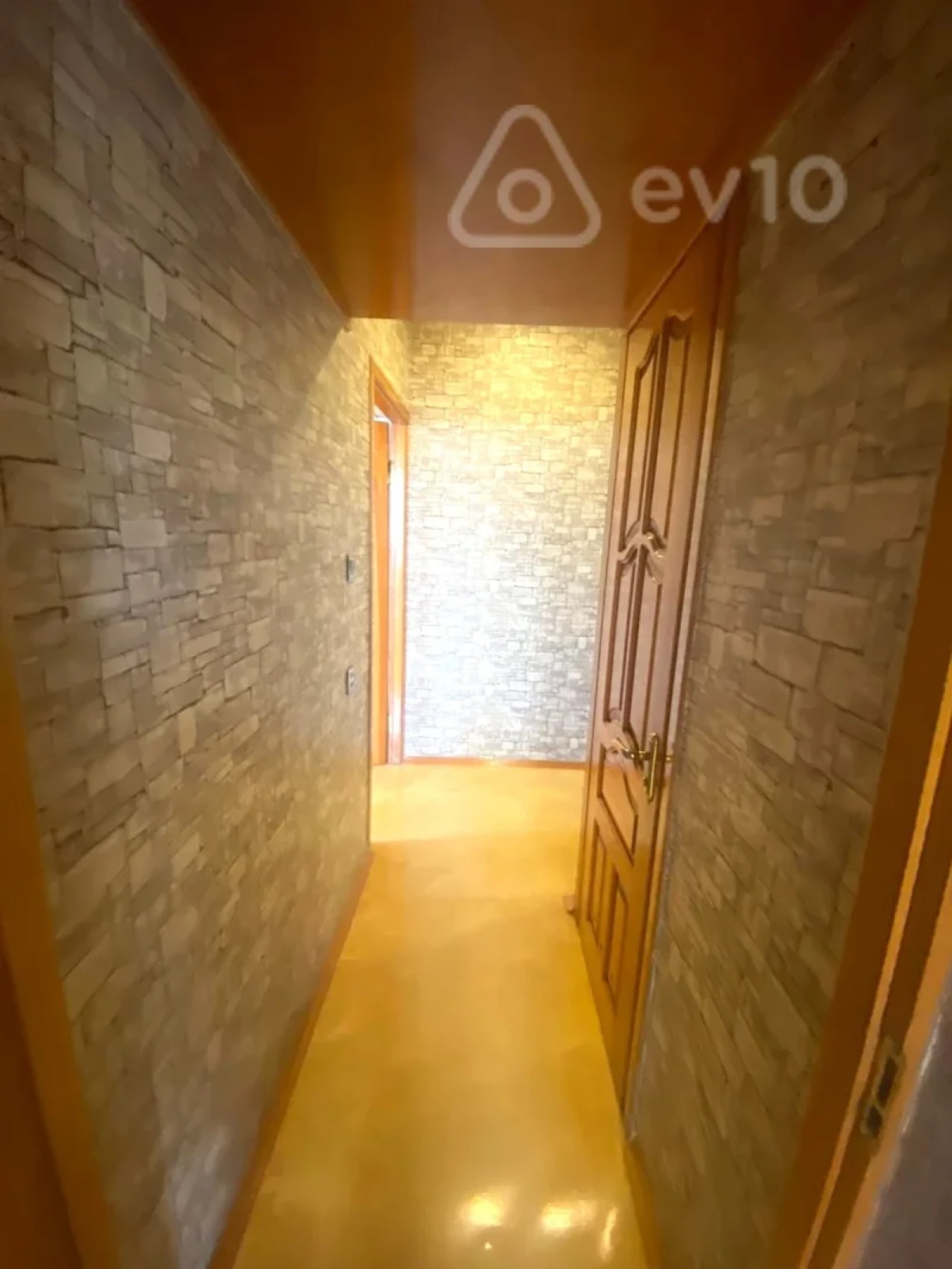 Kirayə verilir 1 otaqlı köhnə tikili 45 m²