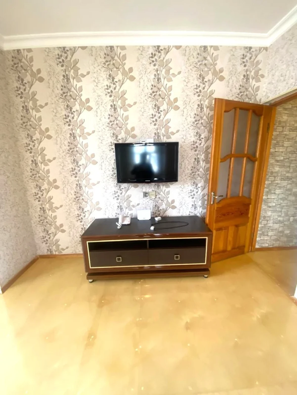 Kirayə verilir 1 otaqlı köhnə tikili 45 m²