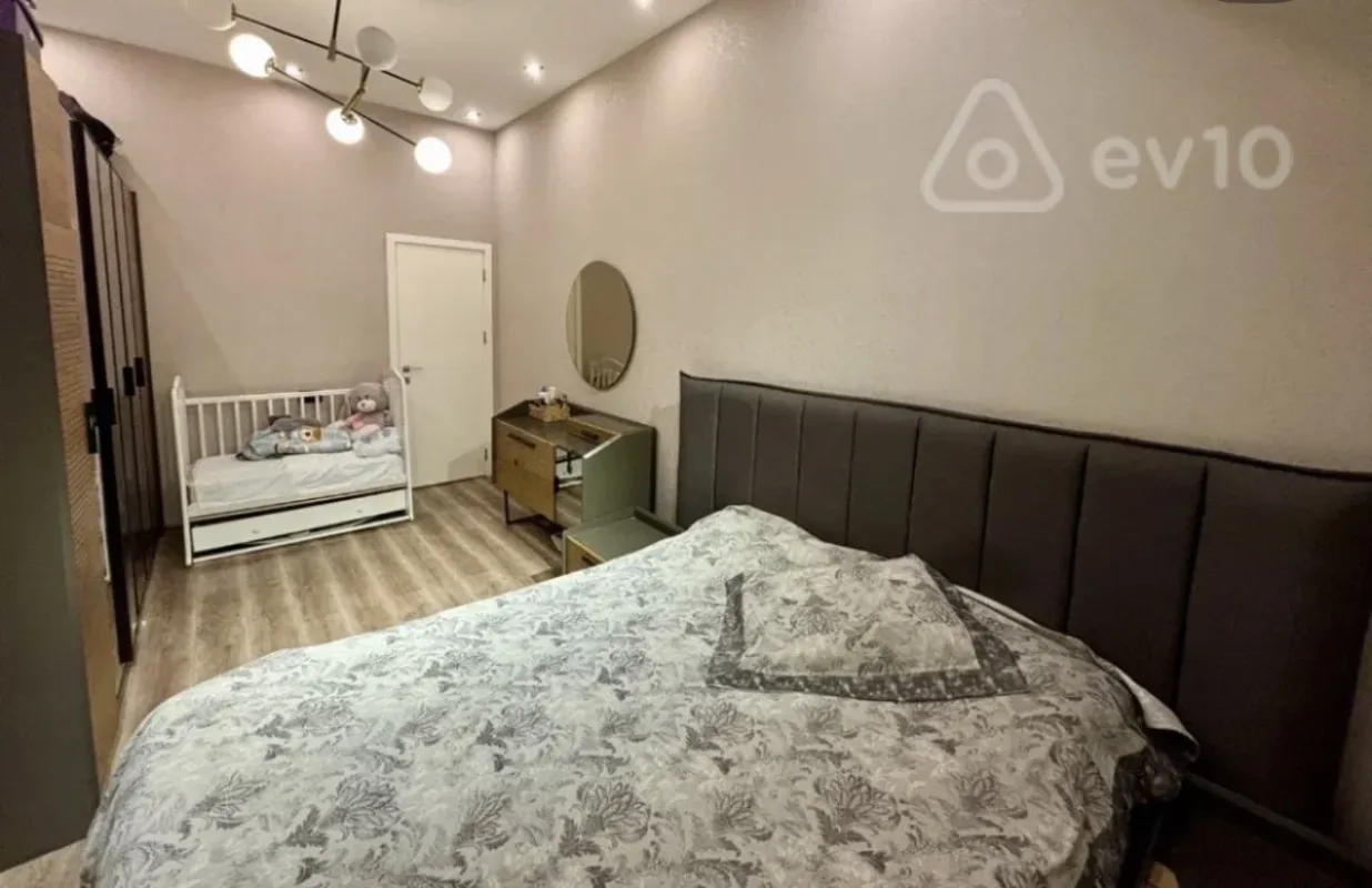 Kirayə verilir 2 otaqlı yeni tikili 65 m²