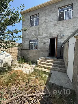 Satılır 5 otaqlı həyət evi 140 m²