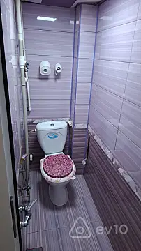 Kirayə verilir 2 otaqlı köhnə tikili 55 m²