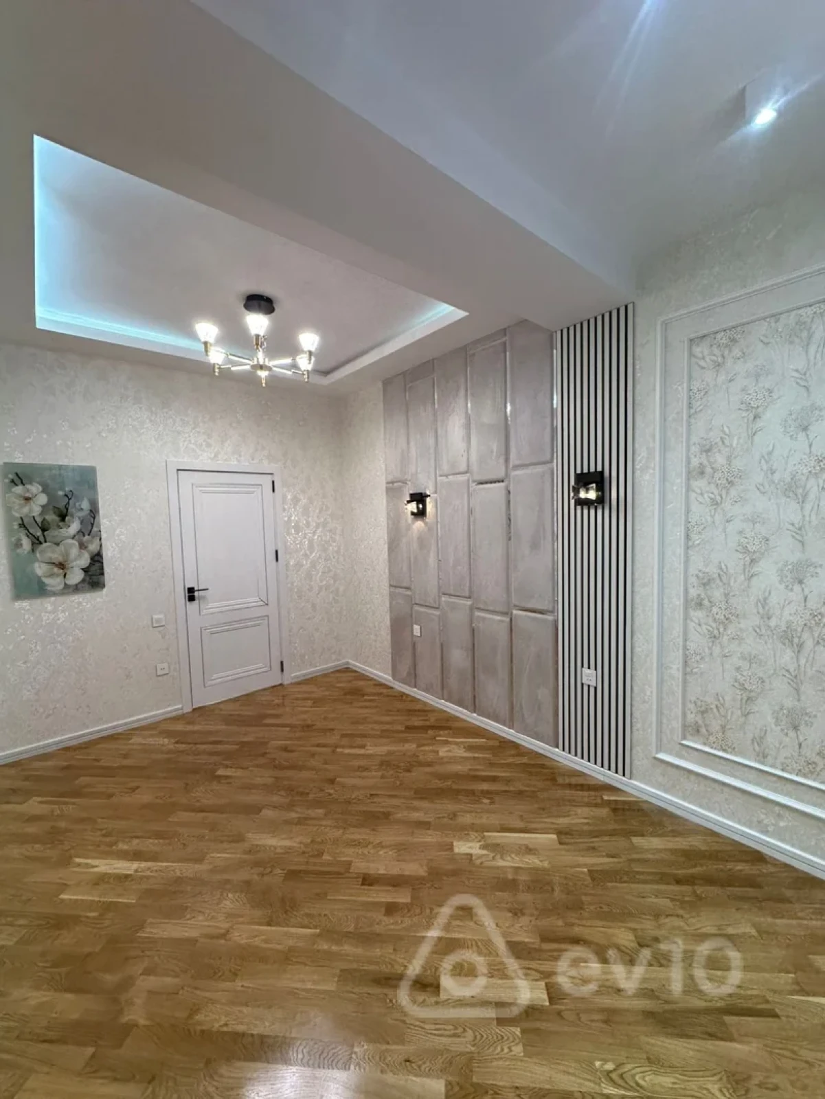 Satılır 3 otaqlı yeni tikili 120 m²