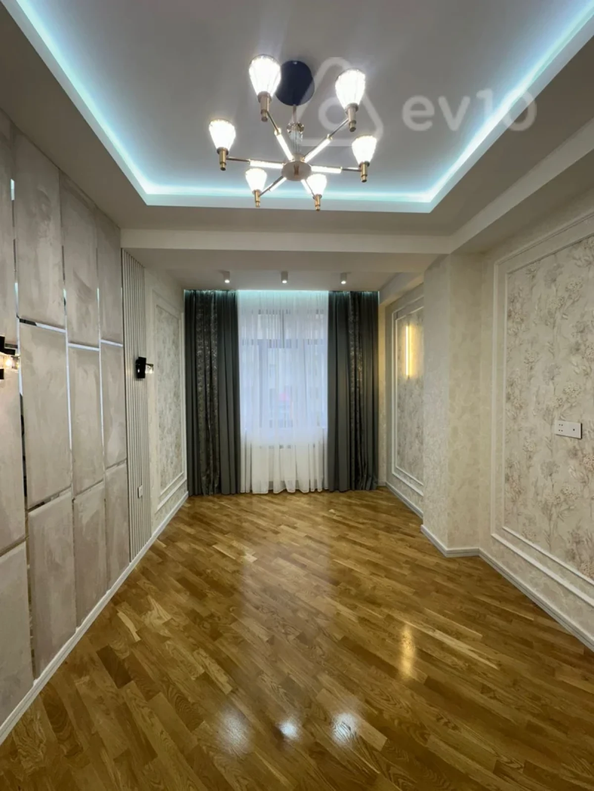 Satılır 3 otaqlı yeni tikili 120 m²