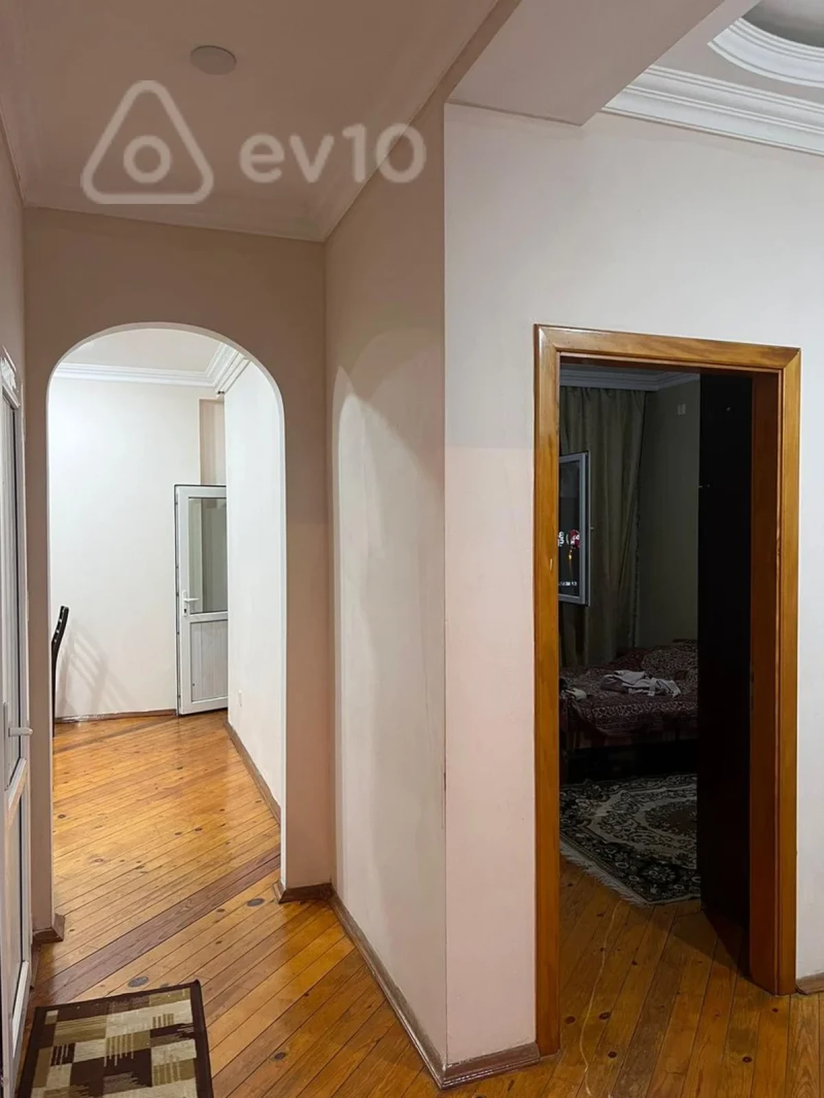 Kirayə verilir 2 otaqlı yeni tikili 95 m²