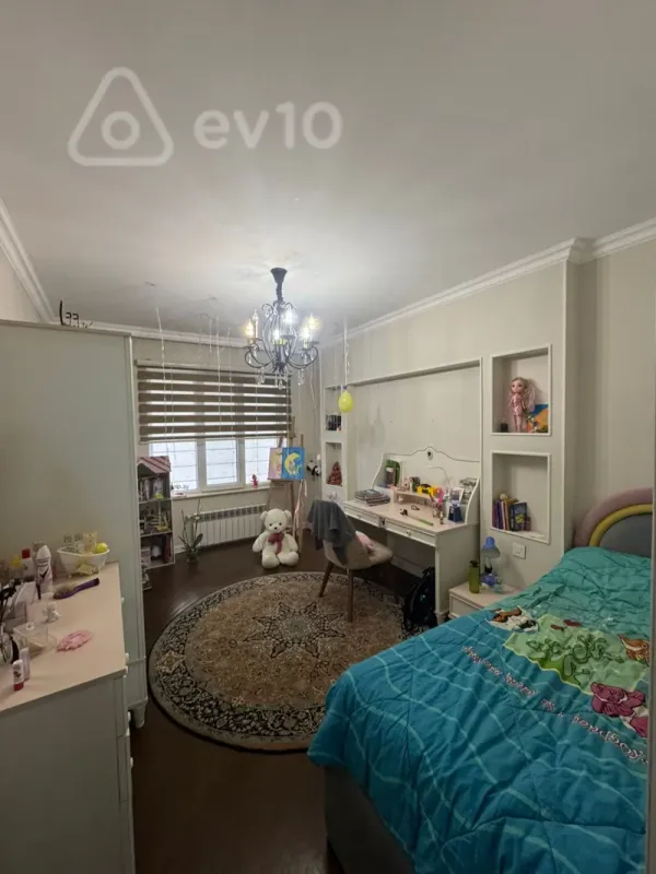 Satılır 3 otaqlı yeni tikili 134 m²