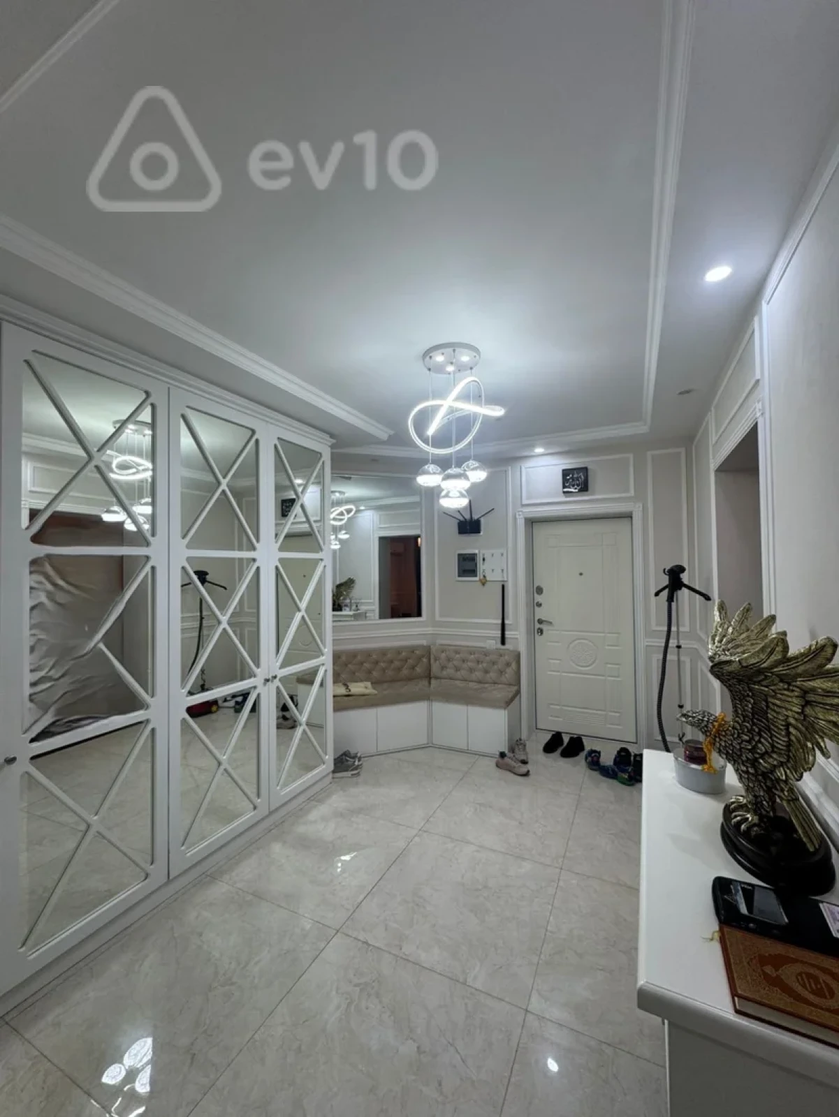 Satılır 3 otaqlı yeni tikili 134 m²