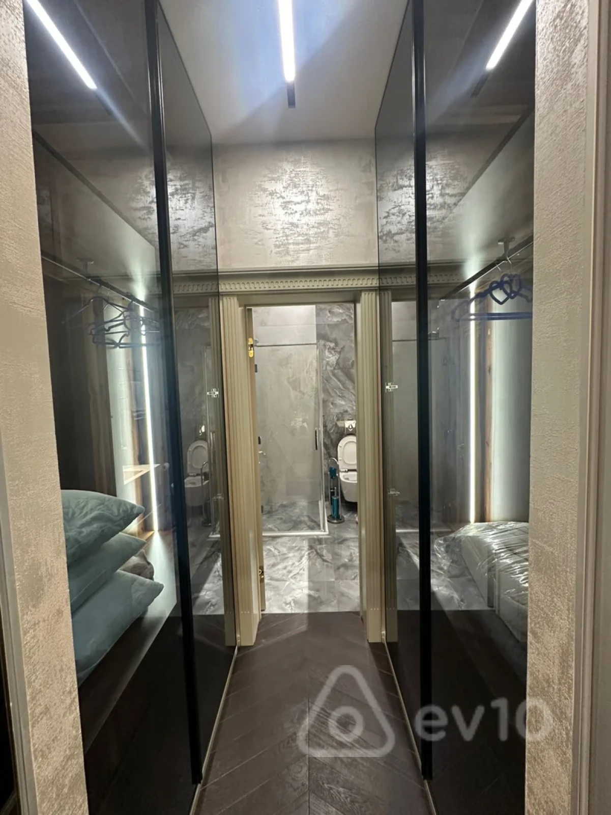 Kirayə verilir 3 otaqlı yeni tikili 180 m²